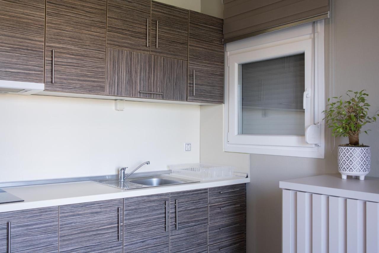 Vertigo Seaside Apartments Nikiti  Ngoại thất bức ảnh