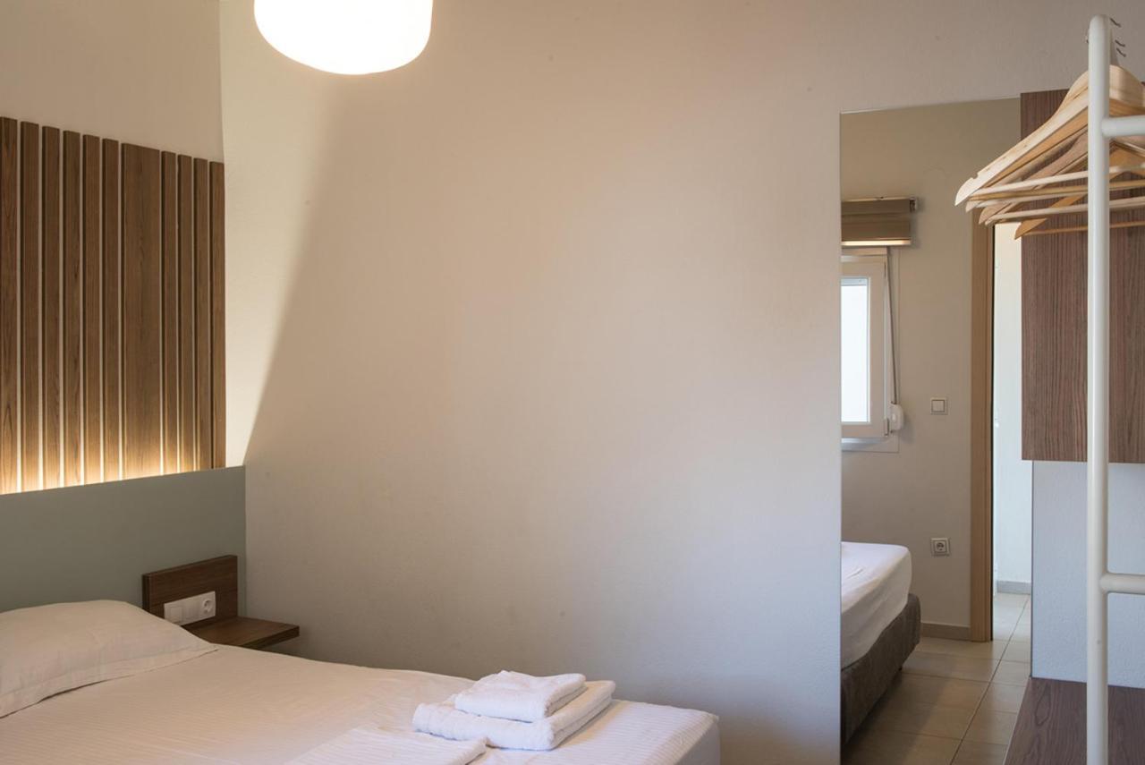 Vertigo Seaside Apartments Nikiti  Ngoại thất bức ảnh