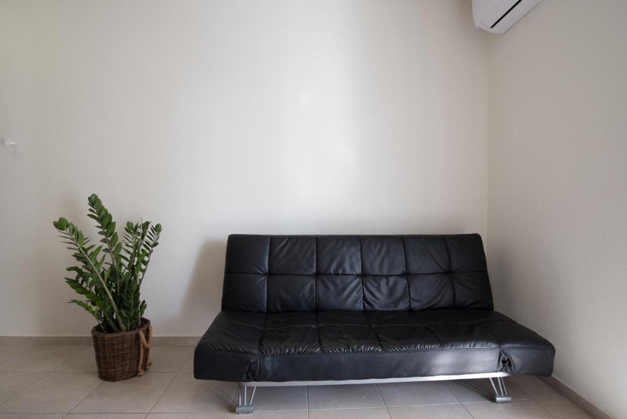 Vertigo Seaside Apartments Nikiti  Ngoại thất bức ảnh