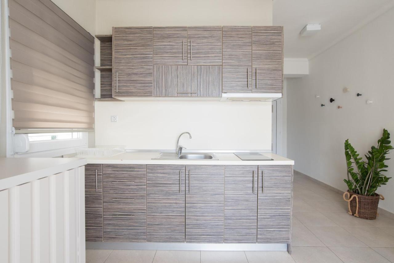 Vertigo Seaside Apartments Nikiti  Ngoại thất bức ảnh